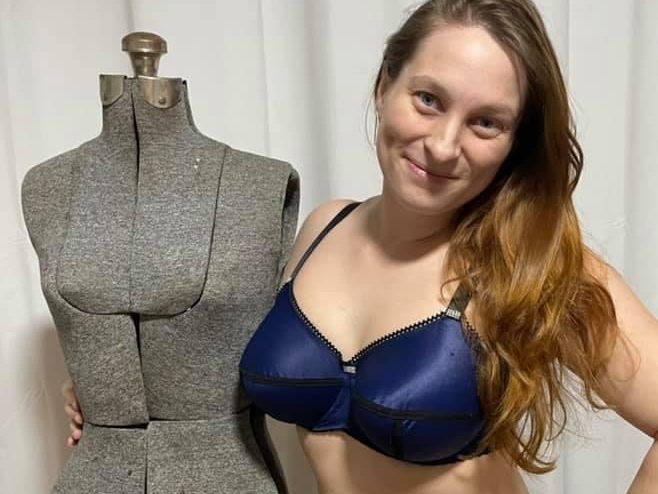 Esty Lingerie - New on the blog today, a comparison of 8 different bra  styles that shows how different shapes and seam placements affect the shape  the bra will give you:  -guide-to-bra-styles-seams-and-shapes/
